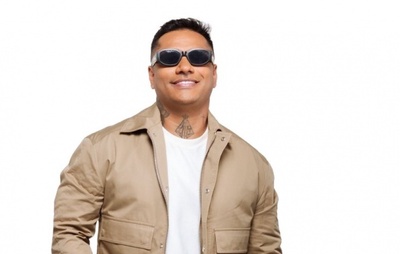 Com novo vocalista, Oz Bambaz celebra sucesso do novo single