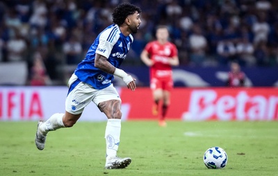 Gabigol reencontra Flamengo pela primeira vez desde saída: "É o time que está no meu coração"