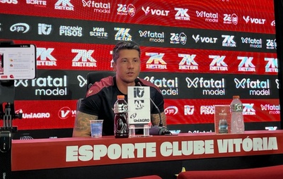 Carpini justifica falhas defensivas do Vitória no Brasileirão: “Não temos treino”