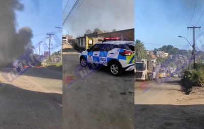 Protesto na BA-528: Moradores da Estrada do Derba Bloqueiam Via por Poeira e Má Conservação