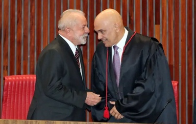 Governo Lula avalia entrar na Justiça americana em defesa de Alexandre de Moraes