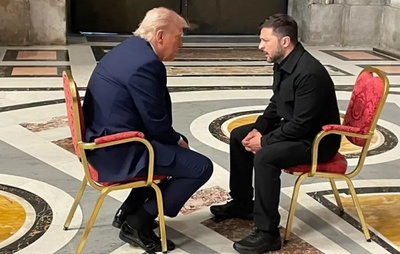 Trump recebe Zelensky na Casa Branca para discutir fim da guerra na Ucrânia após encontro com Putin