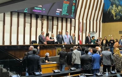 AL-BA aprova novo plano de reajuste salarial para servidores estaduais com maior impacto financeiro