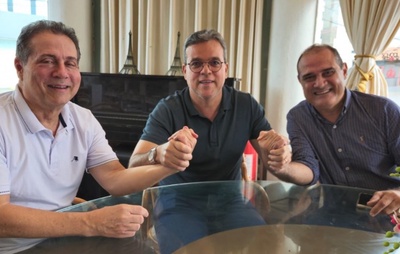 Ricardo Almeida e Maurício Trindade se reúnem com presidente estadual do DC para discutir eleições de 2026