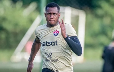Dudu não é regularizado a tempo e adia reestreia pelo Vitória contra Atlético-MG
