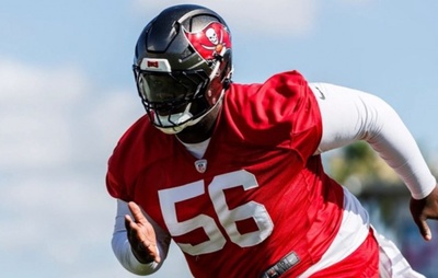 Desmond Watson: o gigante dos Buccaneers que busca forma ideal para estrear na NFL