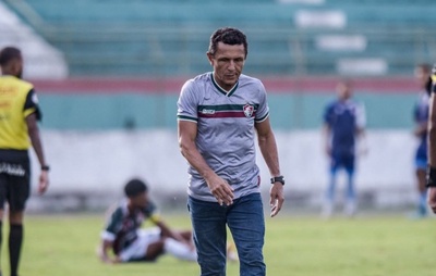Fluminense de Feira anuncia desligamento do técnico Paulo Sales