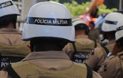 Foragido da justiça é preso em flagrante pela PM em Valéria, Salvador