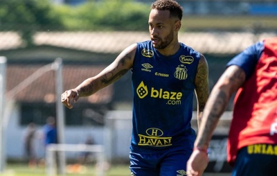 Neymar publica escalação do Santos com mudanças em titulares