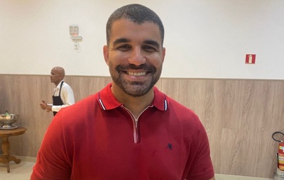Líder do Movimento Vitória SAF projeta negociação com grupo dono do PSG: “Possibilidade real”