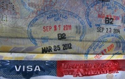EUA: Nova Caução para Vistos de Turismo e Negócios Visa Reduzir Permanência Ilegal