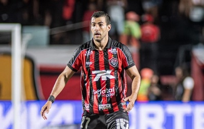Vitória: Lateral Raúl Cáceres fora por lesão muscular; outros desfalques no DM