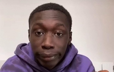 Astro do TikTok Khaby Lame é detido nos EUA por problemas com visto