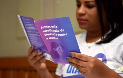 Salvador Amplia "Botão Lilás" no WhatsApp para Denúncias de Violência Contra a Mulher Durante Todo o Ano