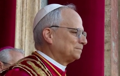 Seguindo marca de Francisco, Papa leão XIV prega diálogo e acolhimento da igreja em 1º discurso