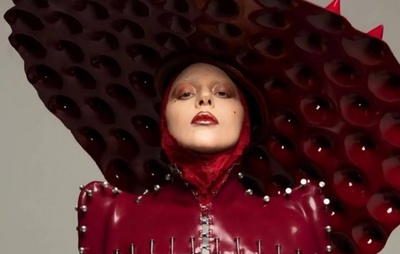 Transmissão do show de Lady Gaga no Rio de Janeiro terá atraso de 10 minutos na Globo; entenda decisão