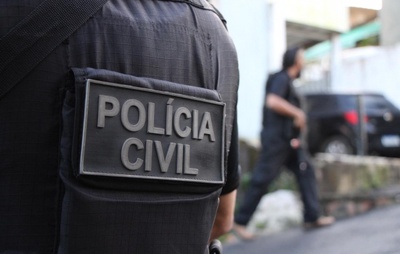 Coveiro é atacado pela companheira com facão dentro de cemitério em Belmonte