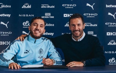 Manchester City anuncia Rayan Cherki como novo reforço do clube