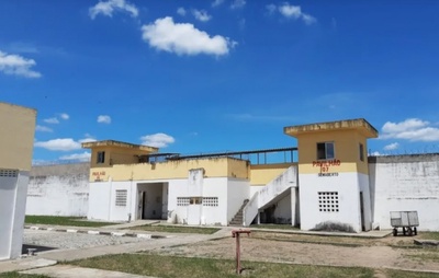 Operação é deflagrada no Extremo Sul baiano após emboscada contra diretor de presídio; motorista segue em estado grave