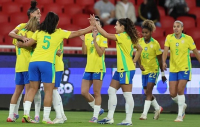 Brasil goleia Uruguai, vai à final da Copa América Feminina e garante vaga nas Olimpíadas de 2028