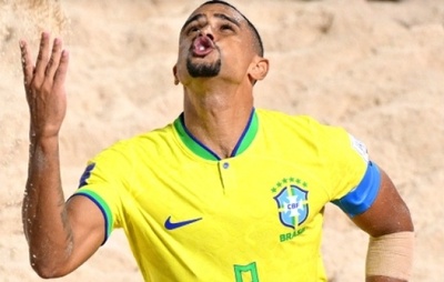 Brasil decide título da Copa do Mundo de Futebol de Areia contra Belarus neste domingo