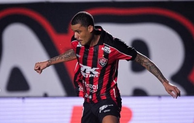 Artilheiro do Vitória no ano, Janderson fica próximo de saída para clube turco