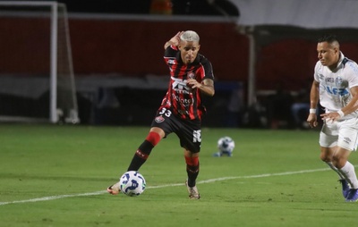 Vitória pressiona Grêmio e consegue o empate no Barradão pelo Brasileirão