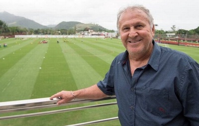 Zico no Joia da Princesa: evento de lançamento de café e amistoso com ídolos enfrenta polêmica no gramado e iluminação