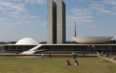 Líderes do Congresso cobram liberação de emendas para votar pacote de Haddad