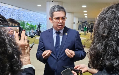 Randolfe Rodrigues: Obstrução da Oposição no Congresso é Chantagem e Repetição do 8 de Janeiro
