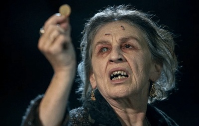 Atriz de Arraste-me para o Inferno, Lorna Raver, morre aos 81 anos; morte confirmada meses após falecimento