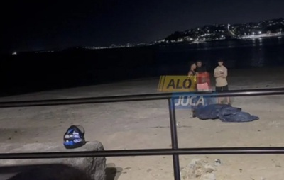 Corpo encontrado na Praia da Ribeira: homem pode ter morrido por afogamento