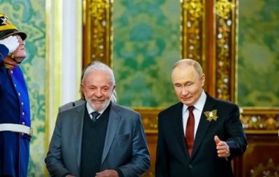 Lula e Putin discutem Guerra na Ucrânia e Brics em ligação prévia a encontro de Trump no Alasca