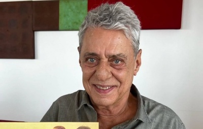 Equipe de Chico Buarque atualiza estado de saúde após cirurgia no crânio