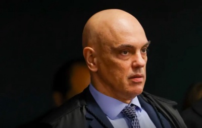 Crise Diplomática: Embaixada dos EUA Critica Alexandre de Moraes por 'Usurpar Poder' no Brasil