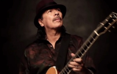 Carlos Santana é hospitalizado após passar mal durante ensaio para show nos EUA