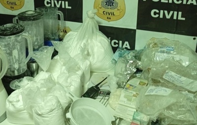 Dois homens são presos e laboratório de refino de cocaína é desarticulado em operação em quatro cidades baianas; saiba mais