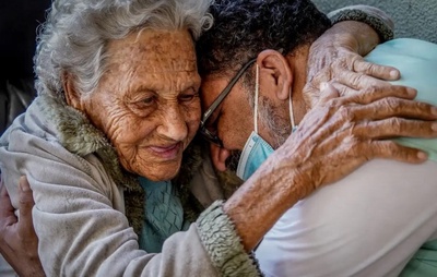 Anvisa aprova novo medicamento e especialista destaca avanço no tratamento do Alzheimer em fase inicial