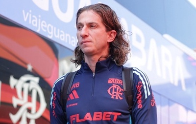 Filipe Luís Mantém Estilo Arriscado no Flamengo: Foco em Brasileirão e Libertadores