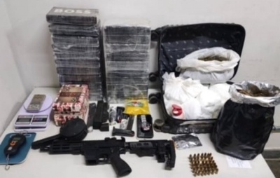 Arma de fogo e mais de 42 kg de drogas são apreendidos pela PM em Irecê
