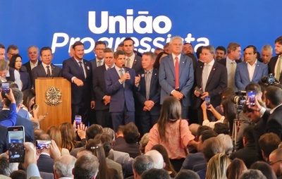 União Brasil e PP concretizam federação e ACM Neto diz que "surge a maior força política do país"