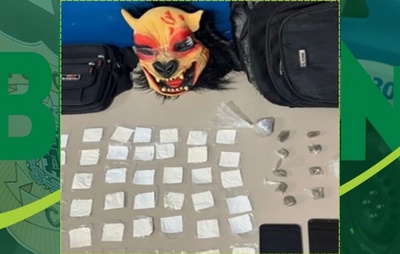 Homem preso em flagrante com drogas e materiais ilícitos em Oliveira dos Brejinhos