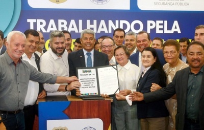Bahia: Jerônimo Rodrigues envia projetos para reestruturar Polícias Civil e Militar com impacto financeiro milionário