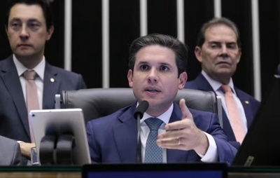 Reforma do setor elétrico: Câmara aprova abertura de mercado e teto para subsídios