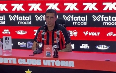 Vitória: Meia-atacante espanhol Aitor Cantalapiedra é apresentado e celebra desafio no Brasileirão