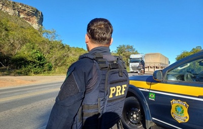 Número de óbitos aumenta em estradas federais que cortam a Bahia durante São João, diz PRF
