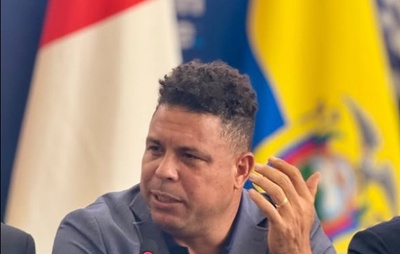 Torcida do Valladolid protesta contra Ronaldo: "Era visto como um Deus, agora é o diabo”