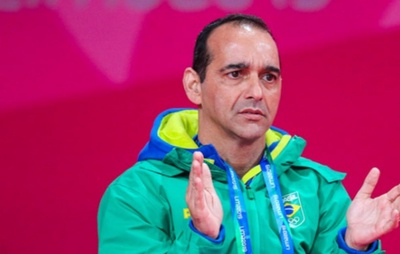 Técnico português Marco Vasconcelos lidera revolução no badminton brasileiro com conquistas inéditas