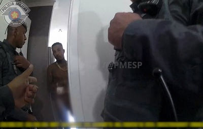 Gato Preto estava nu e acompanhado de duas mulheres quando foi preso após batida em São Paulo