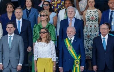 Lula reforça 'Brasil Soberano' no 7 de Setembro em meio a polêmicas e atos pró-Bolsonaro